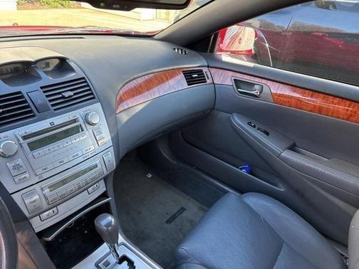 2007 Toyota Camry Solara SLE