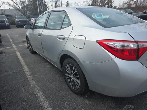 2016 Toyota Corolla LE Plus