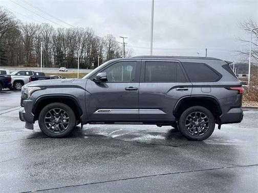 2025 Toyota Sequoia Platinum