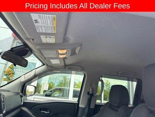 Glacier White 2022 Nissan Frontier SV