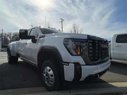 2024 GMC Sierra 3500 Denali