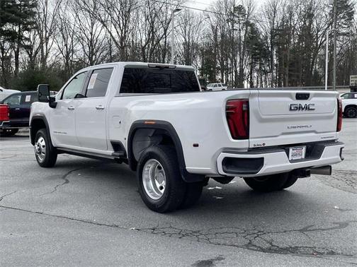 2024 GMC Sierra 3500 Denali