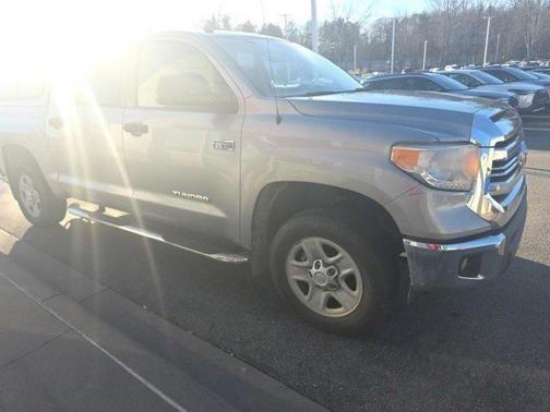 2016 Toyota Tundra SR5