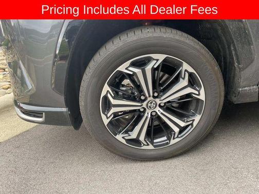 Magnetic Gray Metallic/Midnight Black Metallic 2025 Toyota RAV4 Hybrid SE