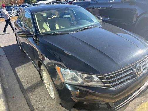 2016 Volkswagen Passat 1.8T SE