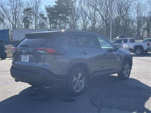 2024 Toyota RAV4 Hybrid XLE