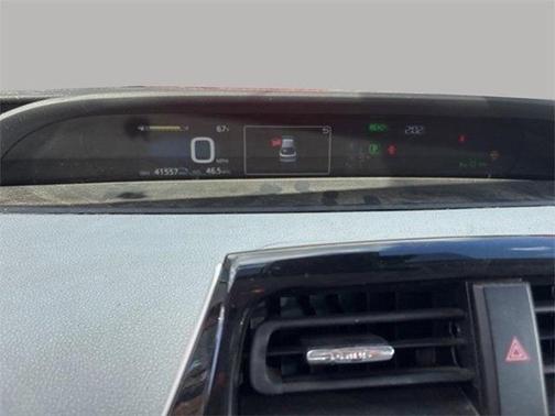 2019 Toyota Prius XLE