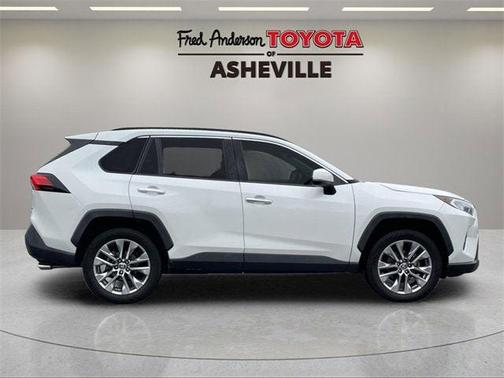 2020 Toyota RAV4 Limited