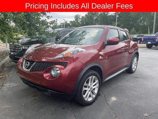 Cayenne Red 2014 Nissan Juke SL
