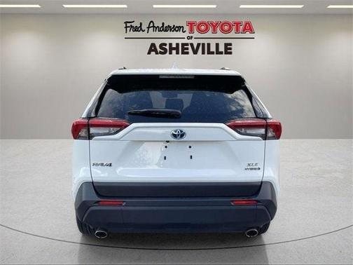 2023 Toyota RAV4 Hybrid XLE