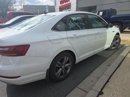 2019 Volkswagen Jetta 1.4T R-Line