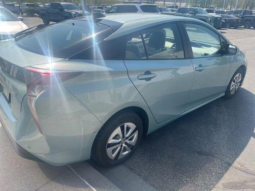 2016 Toyota Prius Four