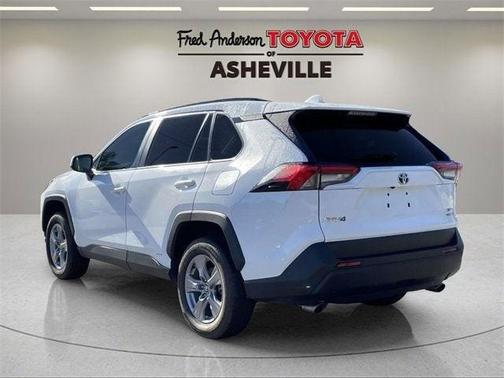 2023 Toyota RAV4 Hybrid XLE