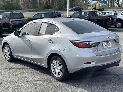 2020 Toyota Yaris Sedan L