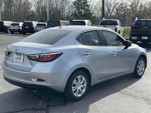 2020 Toyota Yaris Sedan L
