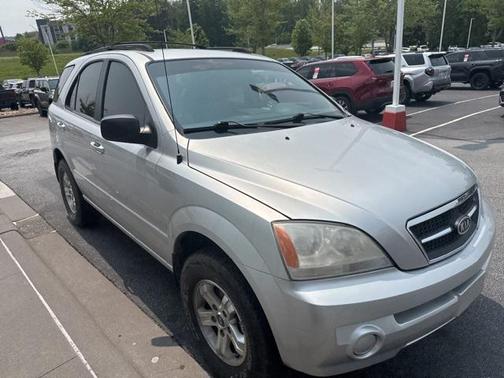 2005 Kia Sorento LX