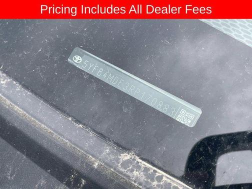 Classic Silver Metallic 2024 Toyota Corolla LE