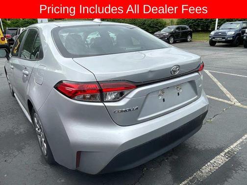 Classic Silver Metallic 2024 Toyota Corolla LE