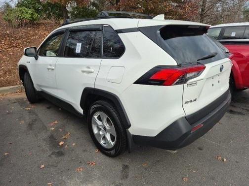 2020 Toyota RAV4 Hybrid XLE