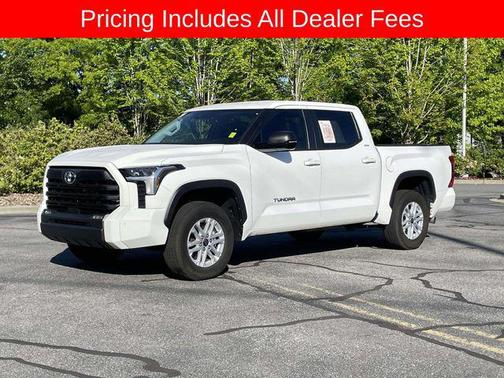 Ice Cap 2024 Toyota Tundra SR5