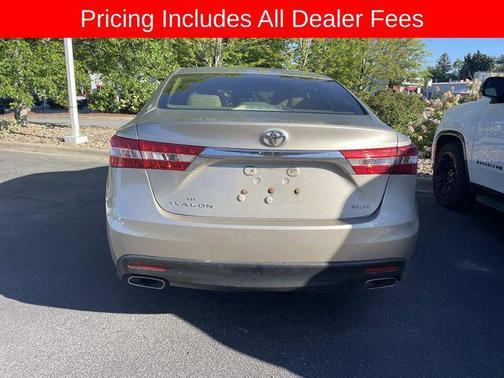 Champagne Mica 2013 Toyota Avalon XLE