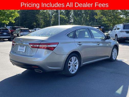 Champagne Mica 2013 Toyota Avalon XLE