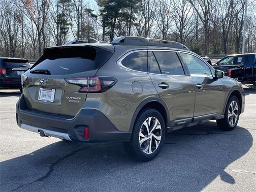 2022 Subaru Outback Touring