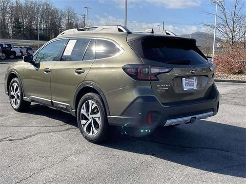 2022 Subaru Outback Touring