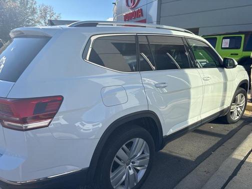 2018 Volkswagen Atlas 3.6L SEL Premium