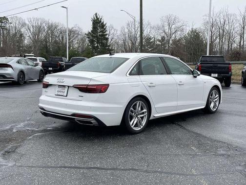 2023 Audi A4 45 S line Premium Plus