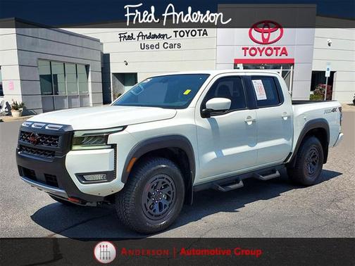 2025 Nissan Frontier PRO-4X