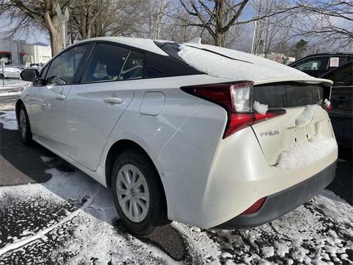 2019 Toyota Prius LE