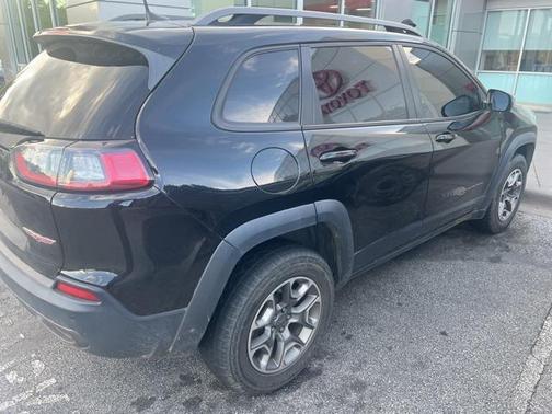 2020 Jeep Cherokee Trailhawk