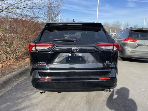 2025 Toyota RAV4 Hybrid SE