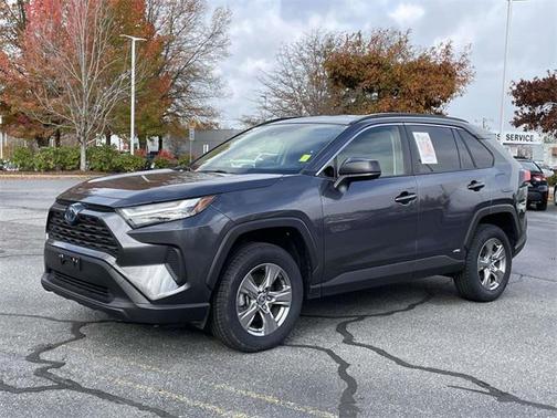 2024 Toyota RAV4 Hybrid SE