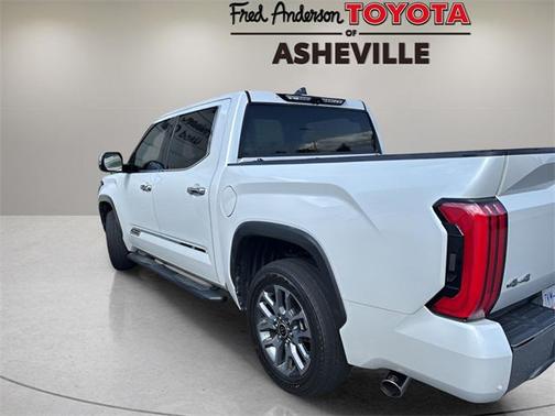 2022 Toyota Tundra Hybrid 1794 Edition