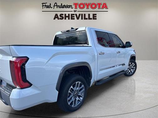 2022 Toyota Tundra Hybrid 1794 Edition