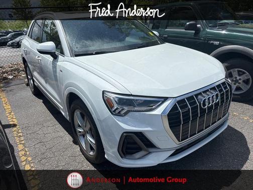 2022 Audi Q3 45 S line Premium Plus