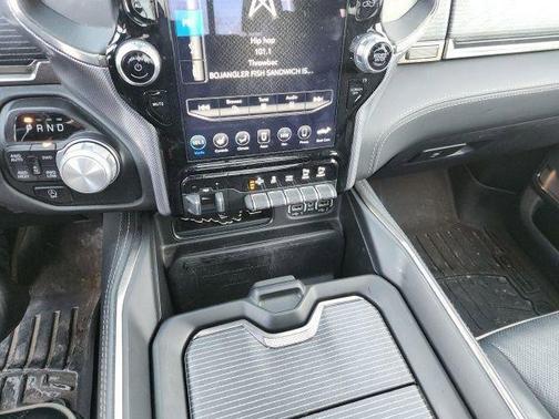 Ivory White Tri-Coat Pearlcoat 2020 RAM 1500 Limited