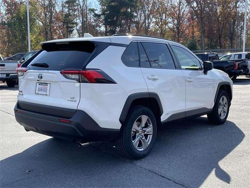 2023 Toyota RAV4 Hybrid SE