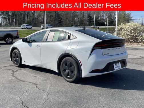 Wind Chill Pearl 2026 Toyota Prius LE
