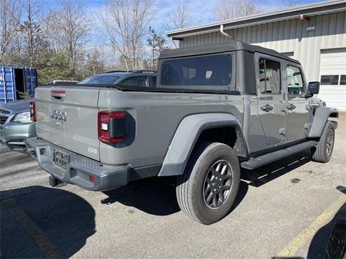 2020 Jeep Gladiator Overland