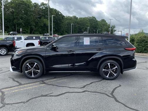 2021 Toyota Highlander XSE