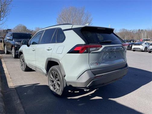 2023 Toyota RAV4 Hybrid XLE Premium