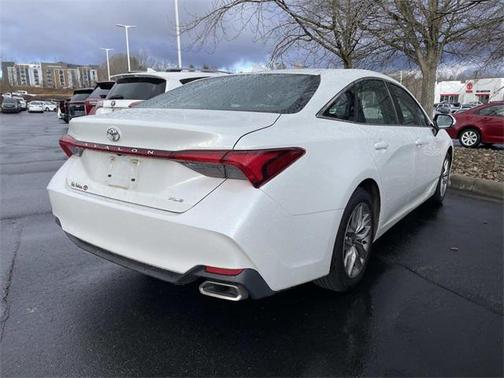 2021 Toyota Avalon XLE