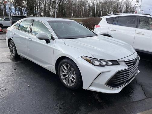 2021 Toyota Avalon XLE