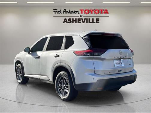 2024 Nissan Rogue S