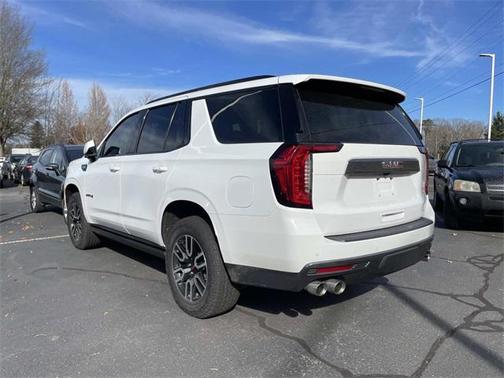 2024 GMC Yukon 4WD AT4