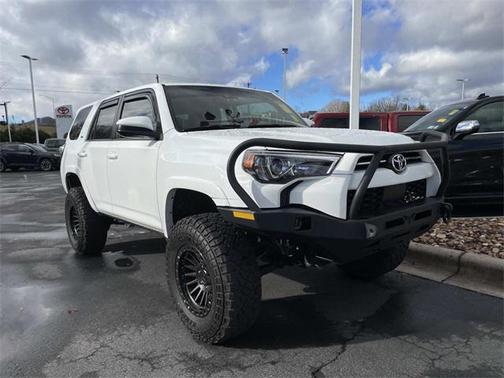 2021 Toyota 4Runner SR5