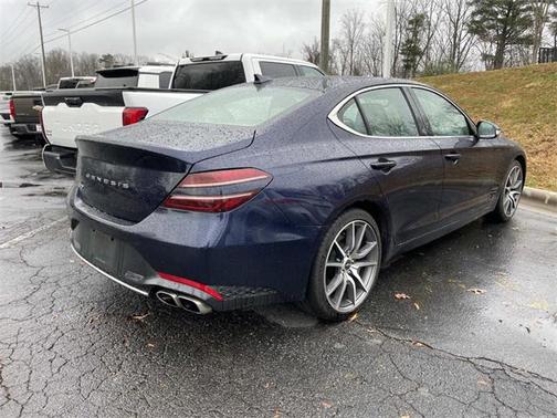 2023 Genesis G70 2.0T RWD